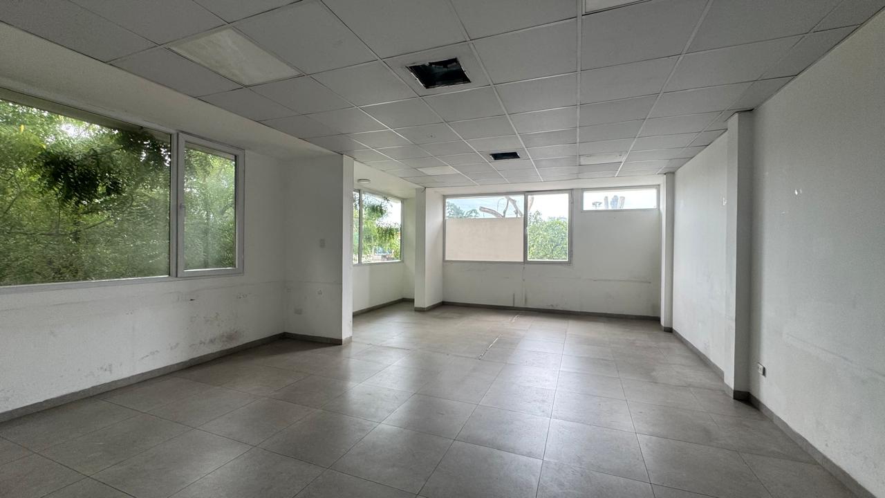 ATENCION EMPRESAS: Departamento Amplisimo en Kennedy Nueva: Plena Av. San Jorge